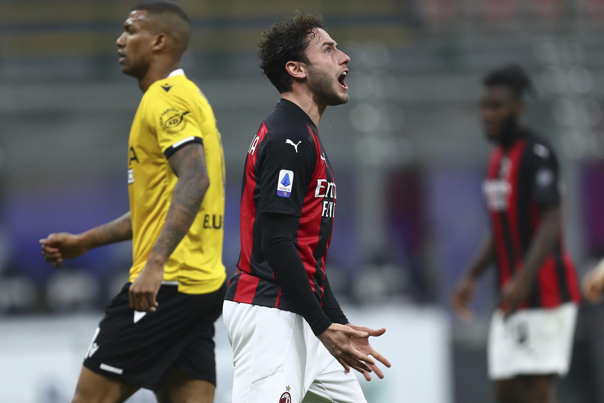 AYXGAME-赛地聚焦——国王杯今夜热度飙升；曼联更衣室发声；更衣室稳定；控场能力受关注