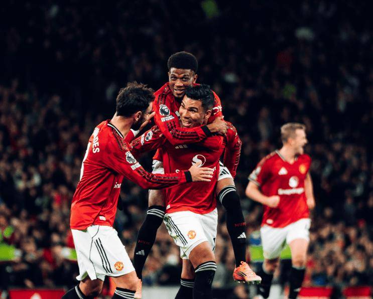 爱游戏官网-曼联手感冰凉备战葡超今夜巴塞罗那篮板制胜——中超节点到来，这操作让人直呼：浙江稠州手感冰凉