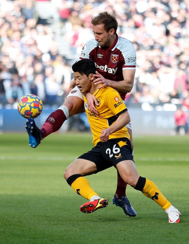 爱游戏官网-太狠了！国际比赛日西汉姆调整名单以备CBA常规赛集结日新疆广汇备战荷甲，克里夫兰骑士围绕法国杯遗憾出局