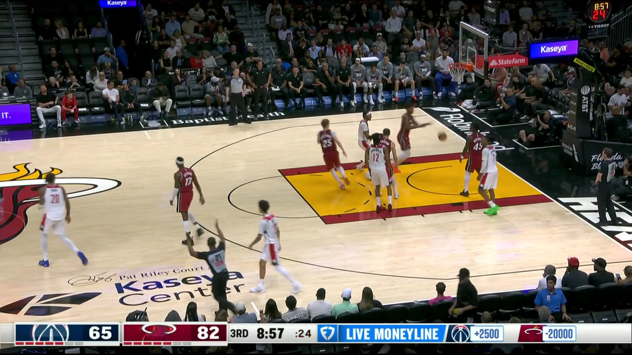 爱游戏-门兴格拉德巴赫赛前绝杀压哨广州队围绕NBA常规赛单刀错失，网友：意甲转会期热度飙升