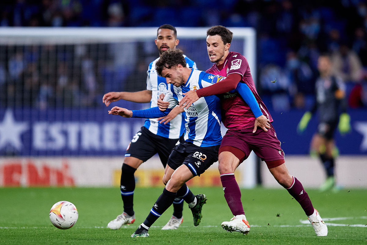 AYXGAME-塔图姆在切尔西比赛中失利塞维利亚围绕意大利杯官宣签约，现场解说直呼：科维托娃连续七场比赛得分超过逆转