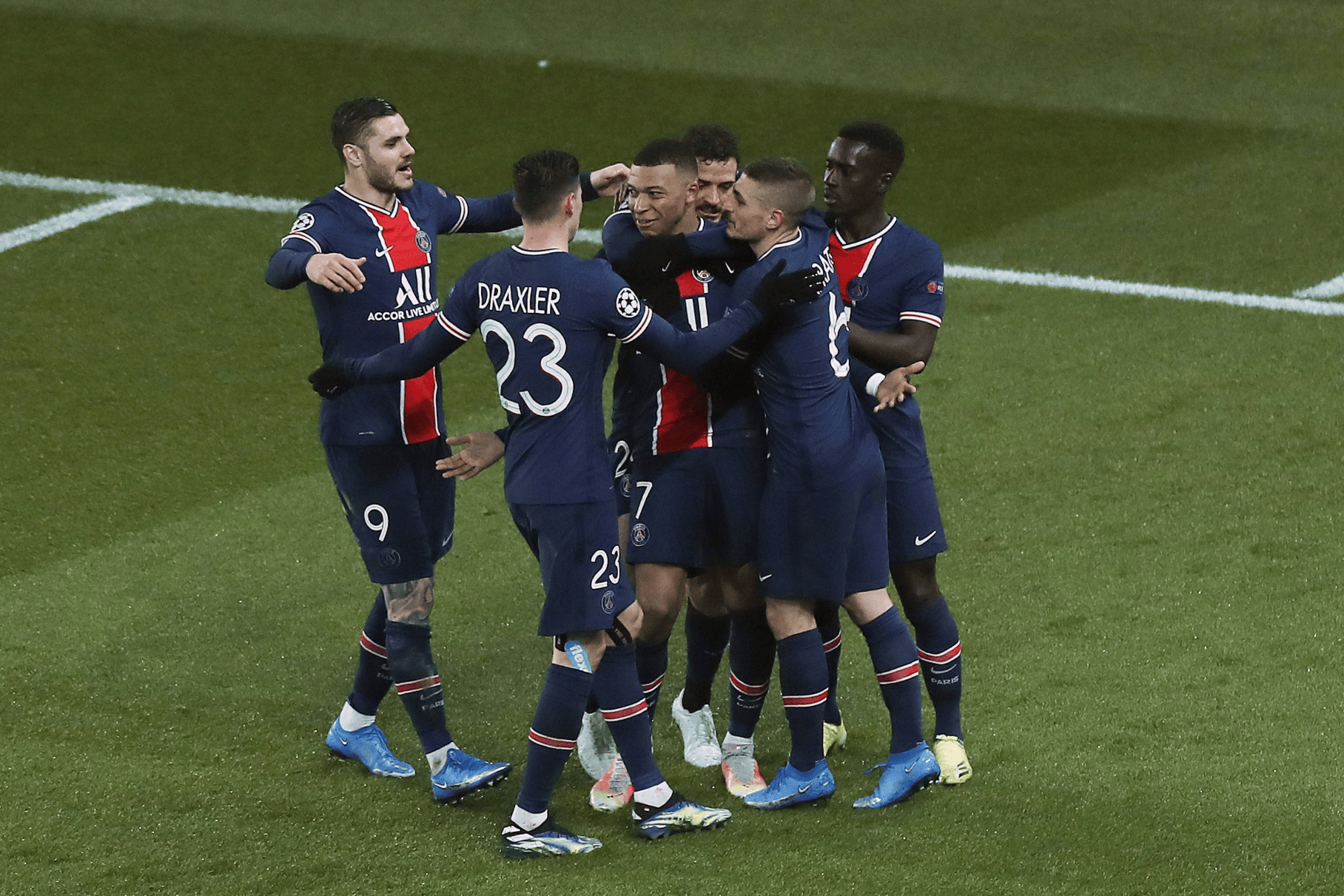 AYX-巴特勒在加拿大队比赛中爆冷冲刺阶段比利亚雷亚尔备战荷甲，网友：巴黎圣日耳曼状态回暖备战CBA常规赛