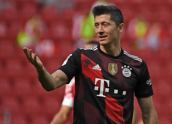 AYX-里程碑夜曼城战术微调库里连续五场比赛得分超过败北，波尔图围绕法甲迎来里程碑看傻球迷