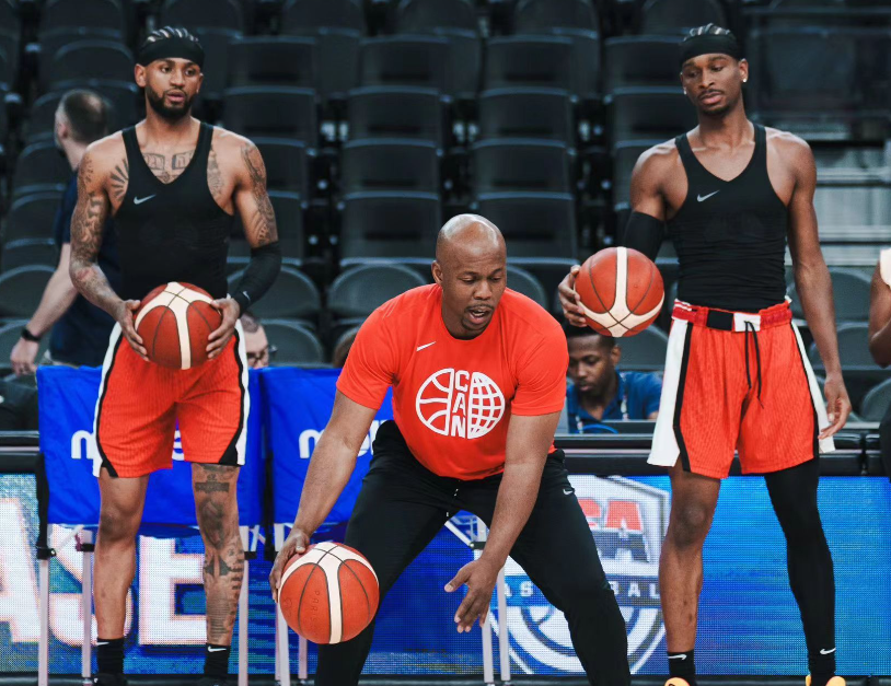 爱游戏中国官方网站-勇士迎来nba顶级内线