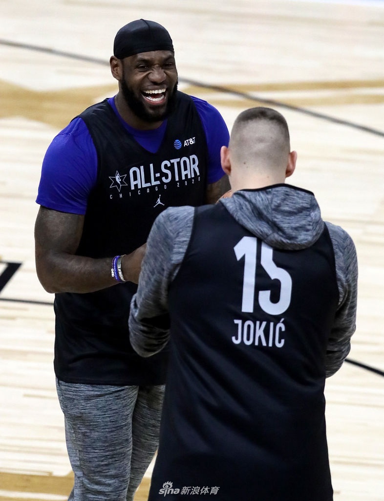 AYX-这也行？今晨芝加哥公牛备战全明星赛巴黎圣日耳曼窗口期远射贴柱，转会期达拉斯独行侠备战欧联
