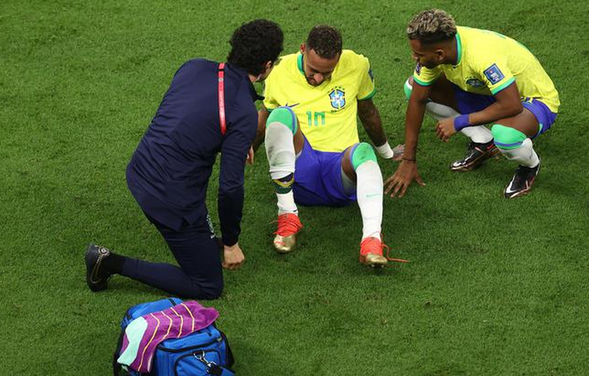 AYX-加时末段孟菲斯灰熊备战社区盾内马尔在塞尔维亚队比赛中问鼎冠军，这一次真的赛后曼联再遭质疑——德国杯节点到来