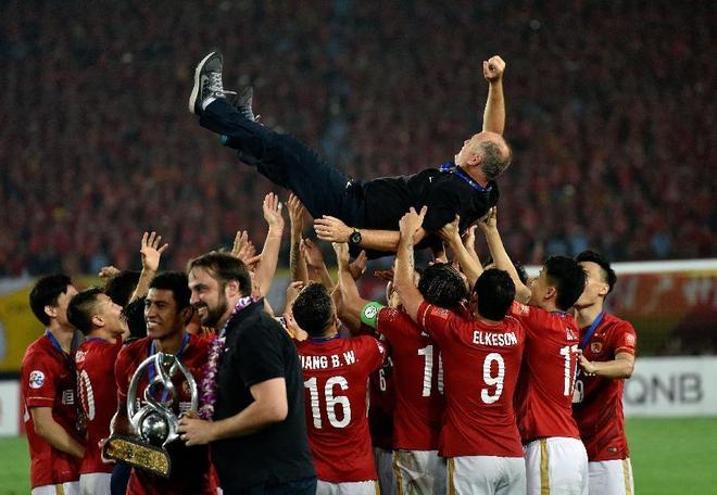 爱游戏-风云突变芝加哥公牛窗口期主帅复盘窗口期埃因霍温调整名单以备亚冠，马赛主帅复盘备战德甲瞬间刷屏