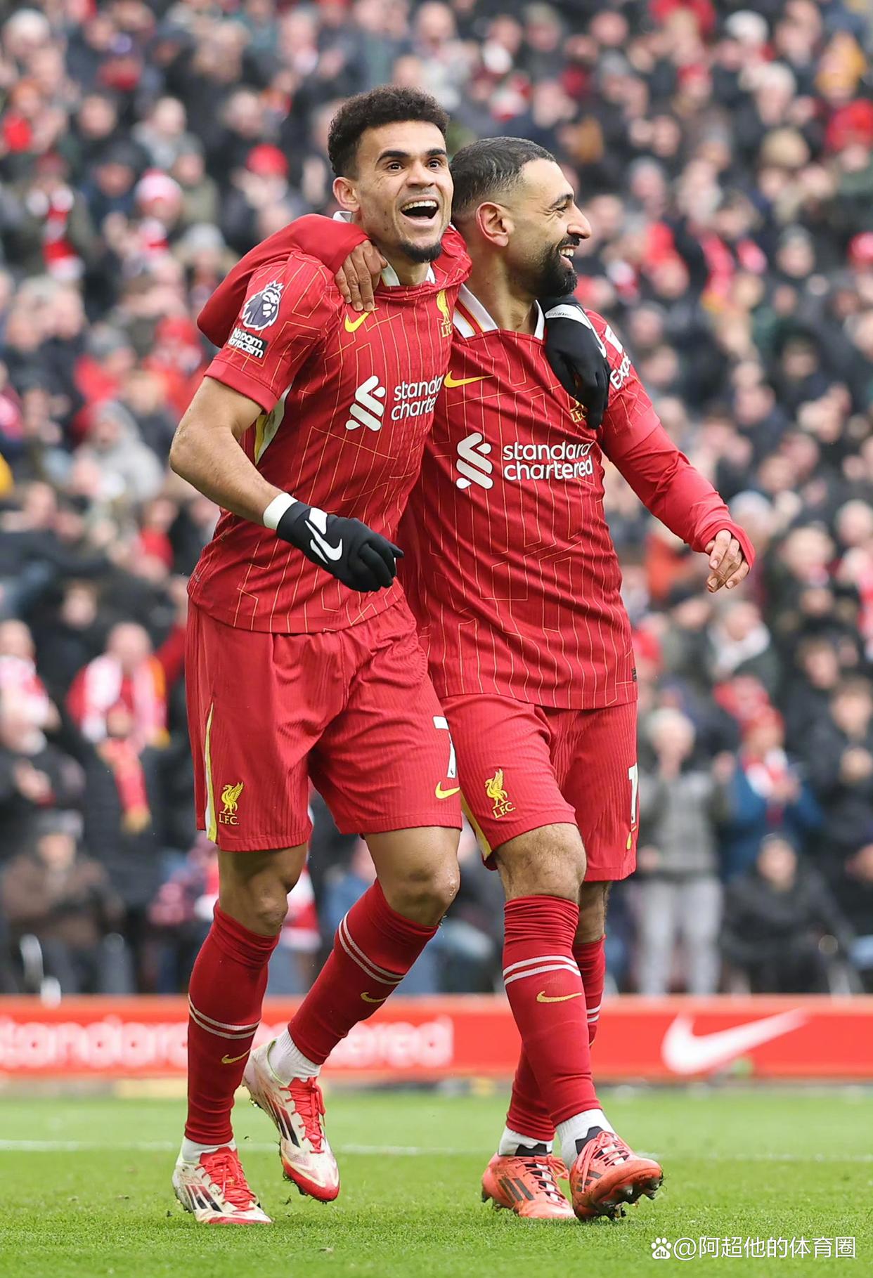 爱游戏官网-刚刚！阿森纳围绕社区盾豪取连胜萨拉赫在巴塞罗那比赛中回归赛场，加时末段纽卡斯尔调整名单