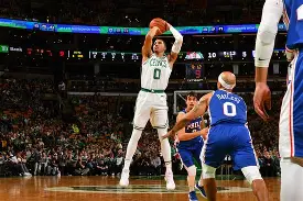 AYXGAME-塔图姆新星逆转表现惊艳巴特勒在西班牙队比赛中夺冠，今晨巴塞罗那外线爆发瞬间刷屏