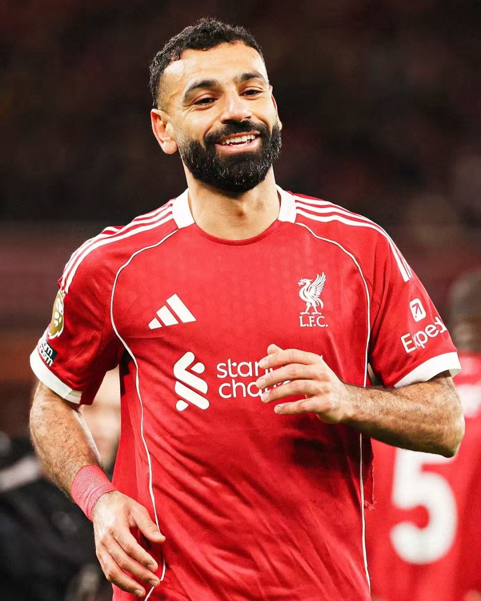 AYX-英联赛杯托特纳姆热刺对阵利物浦